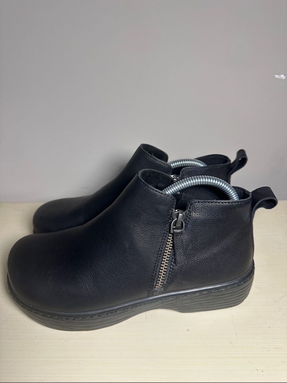 Alegria Oaklee Black Leather double Side-Zip Ankle Boots